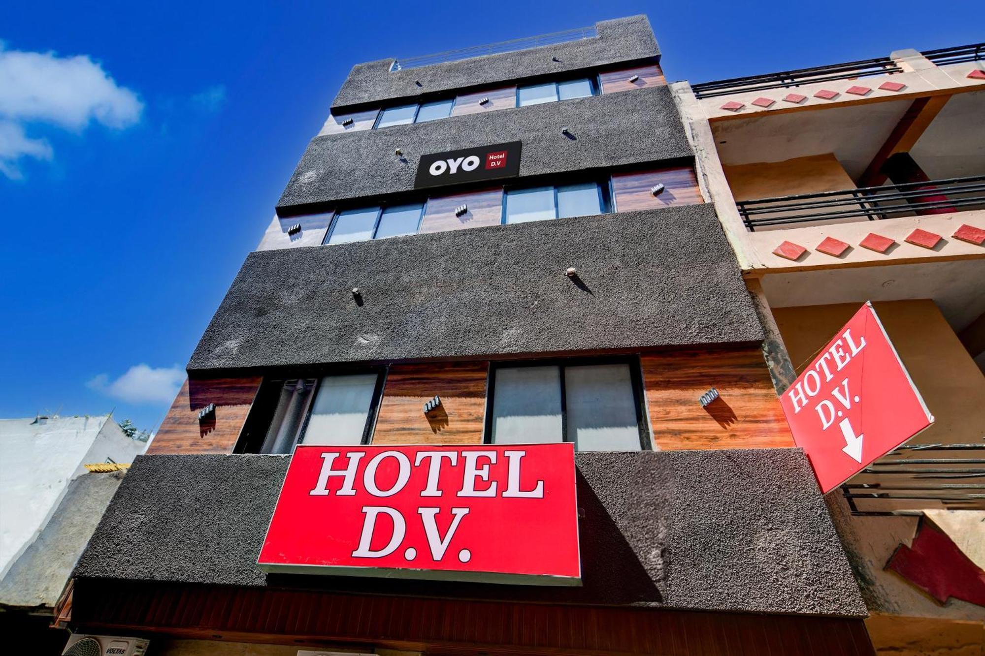 Super Hotel O D.V Near Medanta Hospital Indore Exteriör bild