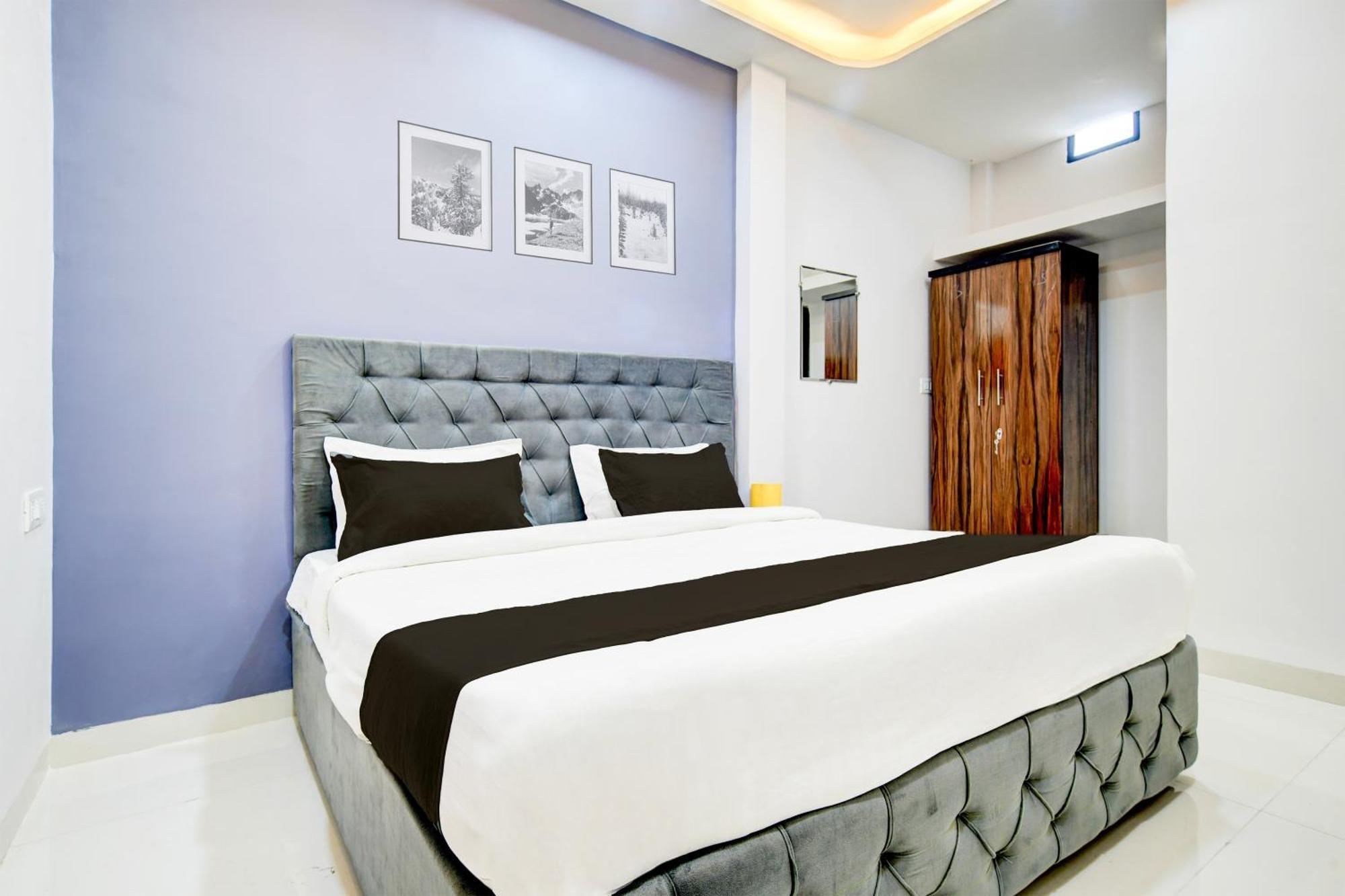 Super Hotel O D.V Near Medanta Hospital Indore Exteriör bild